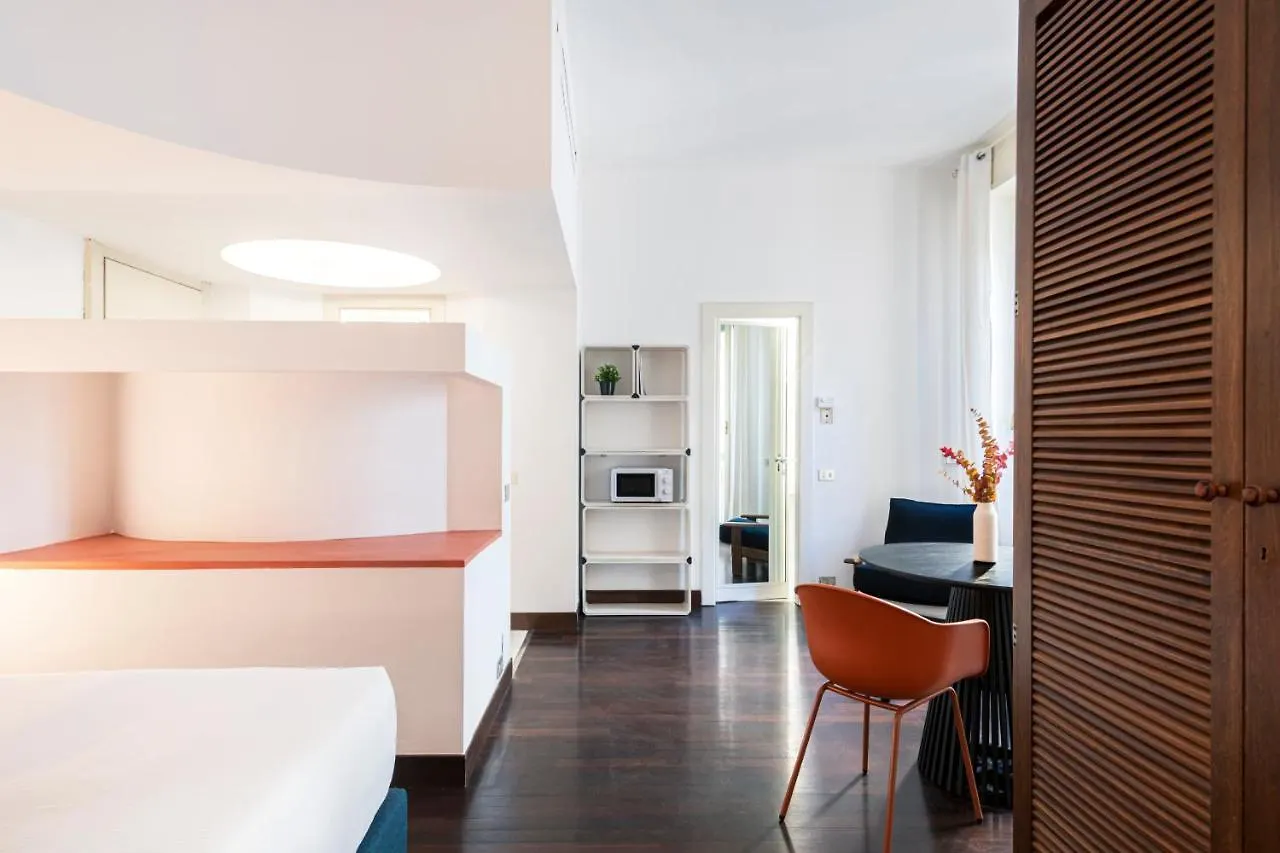 Relstay - Montenapoleone Suite Milan Apartment